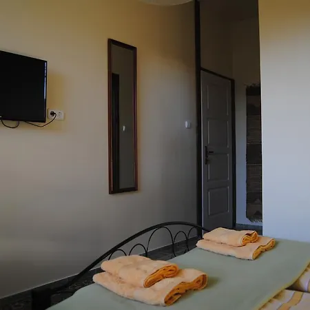 Vendégház Hedi Panzió Dunakiliti